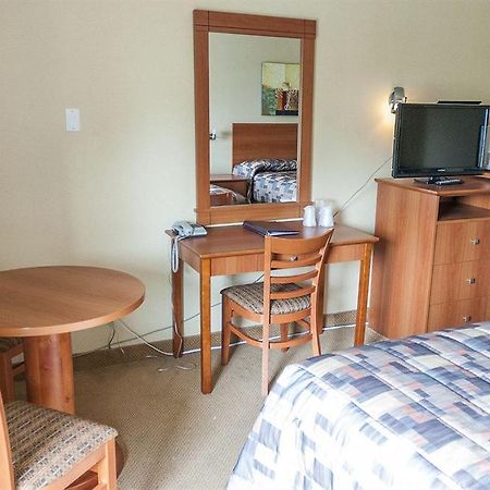 Motel Labarre Лонгёй Экстерьер фото