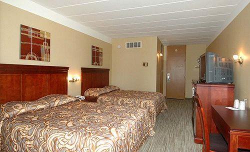 Motel Labarre Лонгёй Экстерьер фото